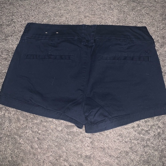 AE shorts - Picture 2 of 3
